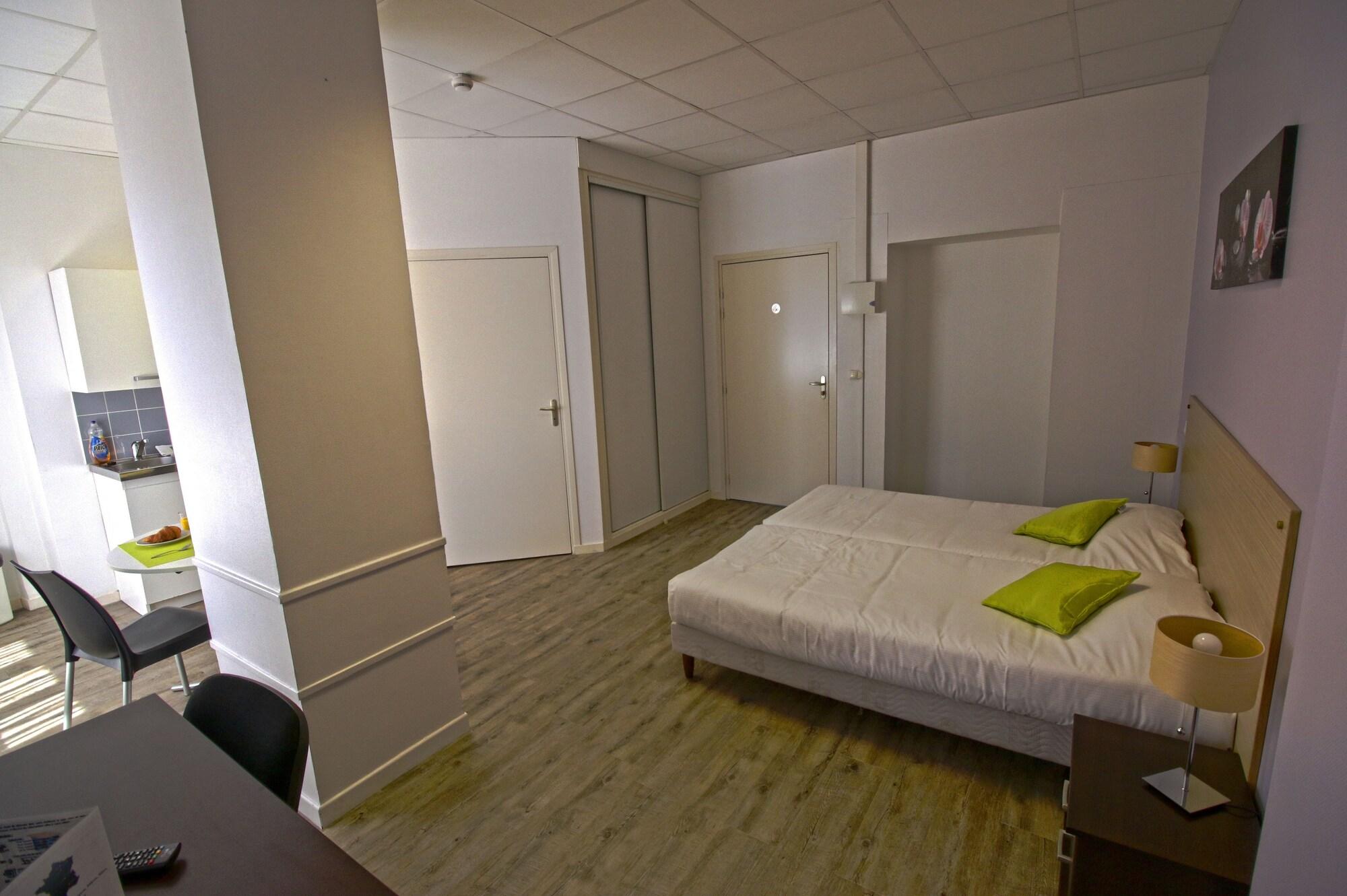 Kosy Appart'Hotels - Le Cours Moreau Mâcon Екстериор снимка